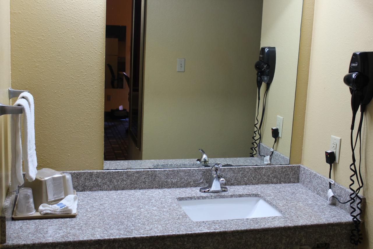 The Executive Inn & Suites Amarillo Ngoại thất bức ảnh